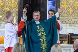 Poświęcenie różańców dla dzieci komunijnych / Blessing of rosaries (Oct 20, 2013)                            